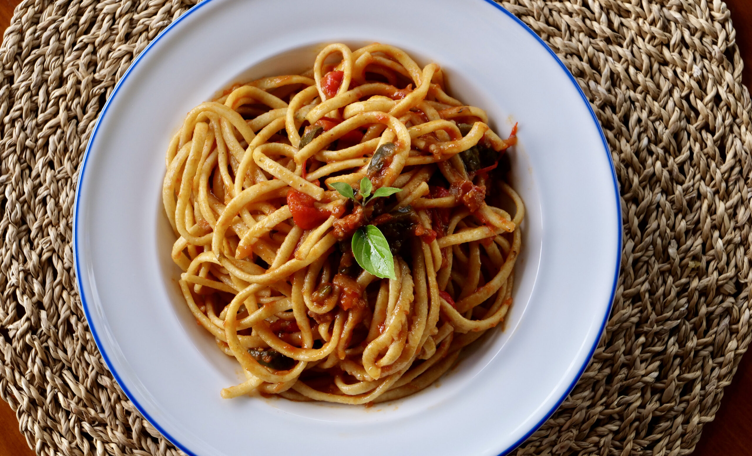 Spaghettis à la sauce tomate de la buvette de l'atelier du mayen de mase